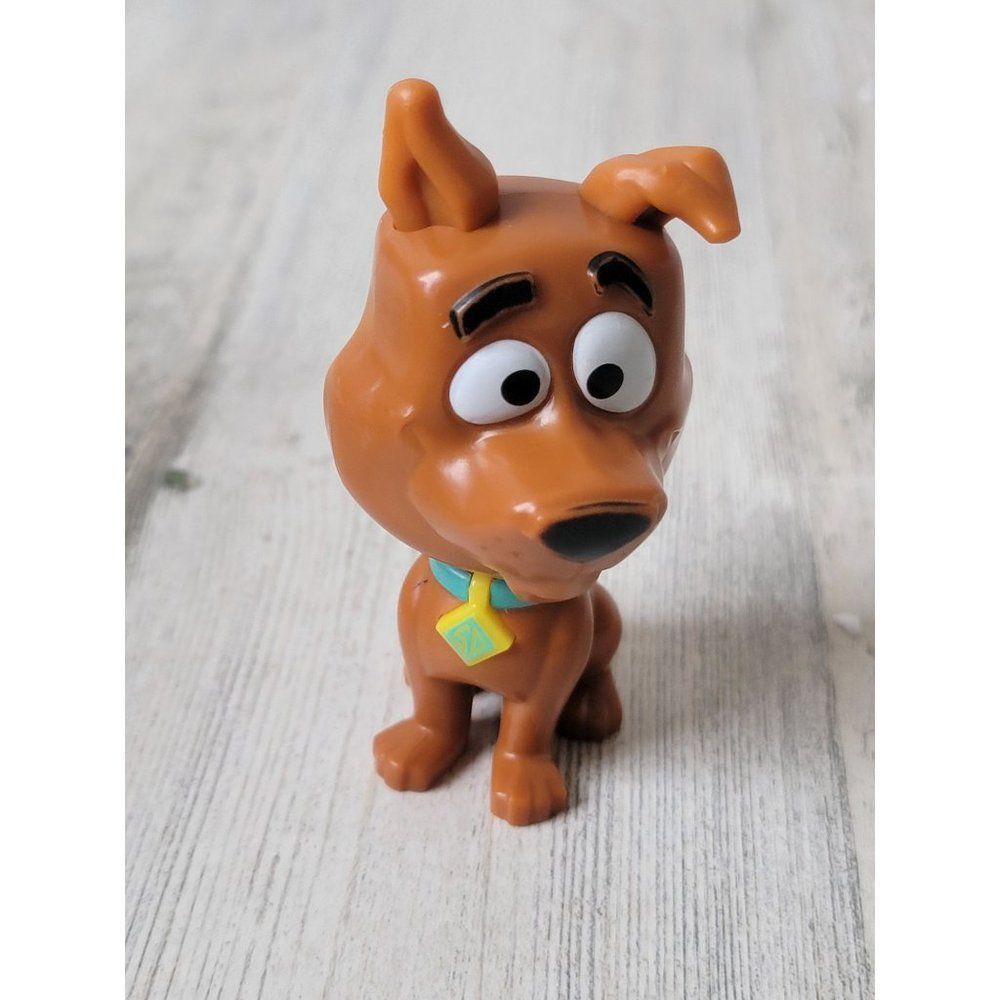 McDonald's 2021 Scooby-Doo dog bobblehead toy figure